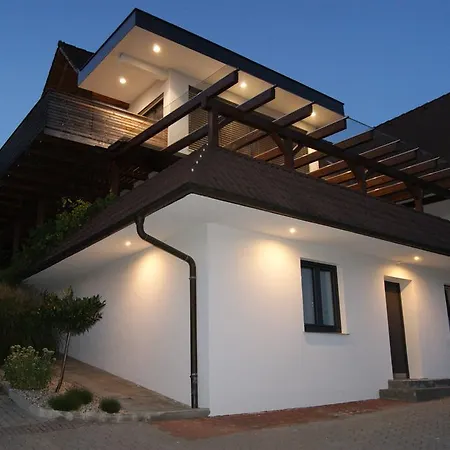 Homestay Haus Allmer Stubenberg